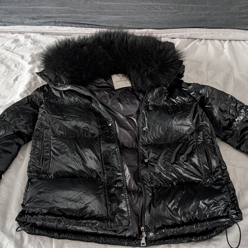 Moncler Black Puffer Jacket with Thick Fur Trim